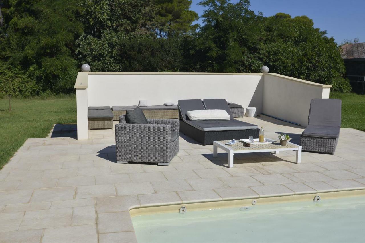 Maebrilu Camargue Provence Bed & Breakfast Salin-de-Giraud Exterior photo